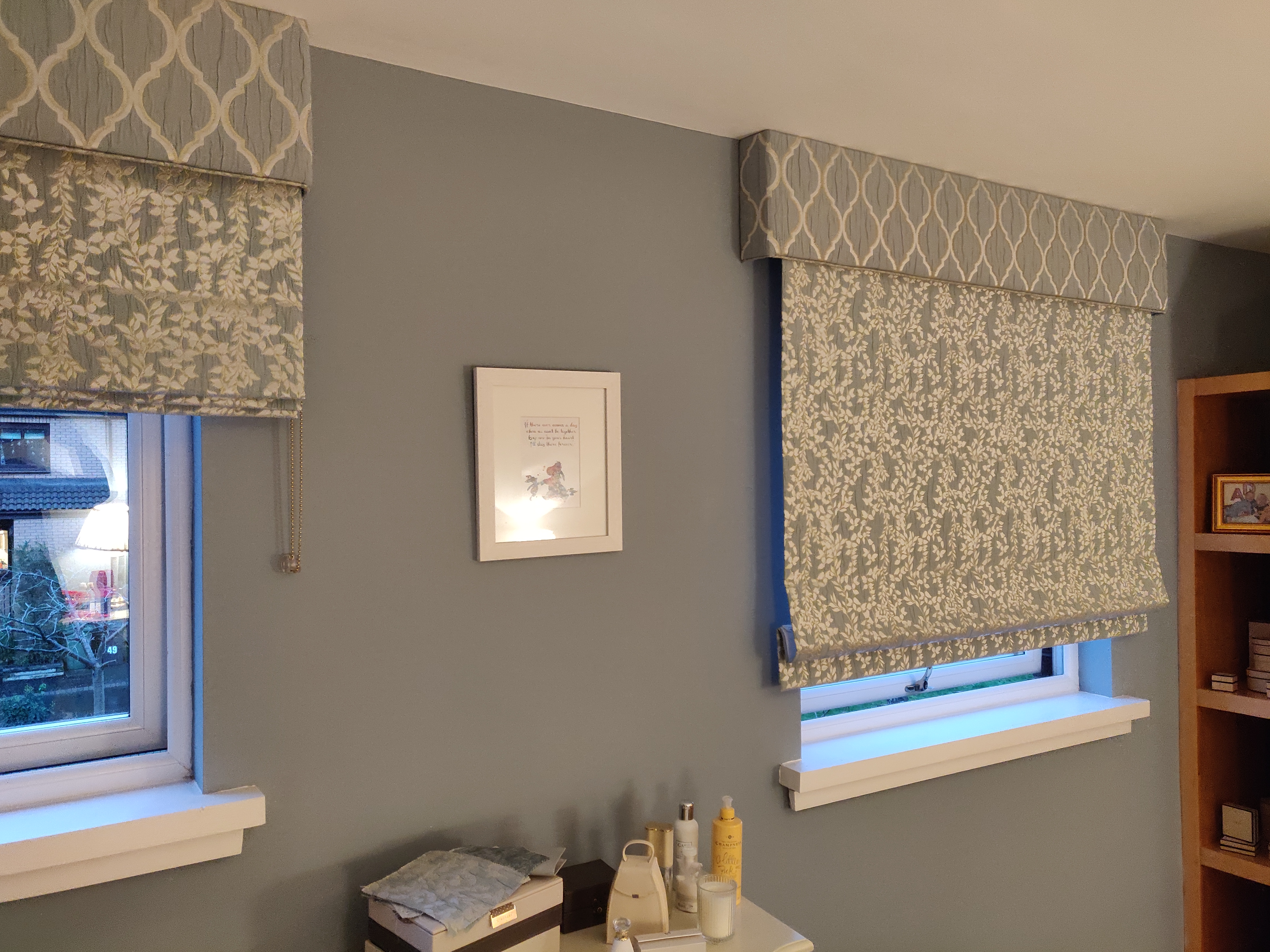  Roman Blinds Bedroom Ideas with Simple Decor